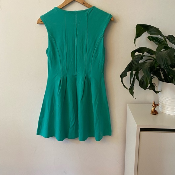 Monteau A-line mini - Picture 2 of 3